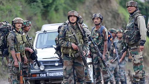 ...तो इसलिए एलओसी पर पाकिस्तान कर रहा सीजफायर उल्लंघन, नापाक हरकतों से नहीं बाज आएगा पाकिस्तान, जानिए खतरनाक मकसद