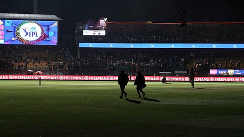 धर्मशाला से क्रिकेटरों को निकालने के लिए BCCI ने की खास व्यवस्था, IPL की टीमें आज ही रात को छोड़ेंगी हिमाचल