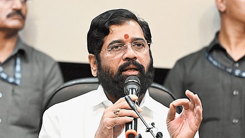 पाकिस्तान पर ऑपरेशन सिंदूर के बाद देश भर में उत्साह का माहौल है। पाकिस्तान के खिलाफ भारतीय सेना की इस कार्रवाई पर महाराष्ट्र के मुख्यमंत्री और उपमुख्यमंत्री ने प्रतिक्रिया दी है।