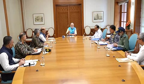 ‘युद्ध माना जाएगा आतंकी हमला’ PM मोदी का पाकिस्तान पर फाइनल डिसीजन, हाई लेवल मीटिंग के बाद लिया बड़ा फैसला