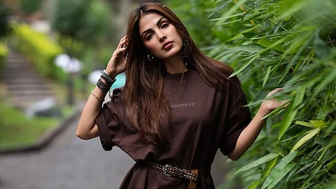 'फौजी की बेटी हूं', रिया चक्रवर्ती का इमोशनल पोस्ट, बोलीं- मैंने मां को भी आंसू रोकते देखा है…