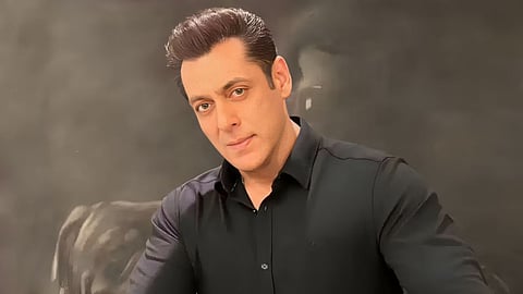 सलमान खान की सुरक्षा में सेंध, संदिग्ध की घुसपैठ से मचा हड़कंप, जानें पूरा मामला