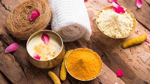 गर्मियों में डार्कनेस कम करते हैं ये उबटन