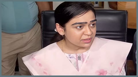 सामने आईं तेज प्रताप की पत्नी ऐश्वर्या, लालू-राबड़ी-तेजस्वी पर लगाए गंभीर आरोप, बोली- पूरा परिवार...