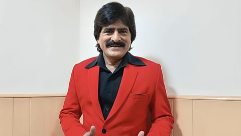 कॉमेडियन-हास्य कवि एहसान कुरैशी पहुंचे ‘नवभारत’, नागपुर से जुड़ी यादों को किया शेयर