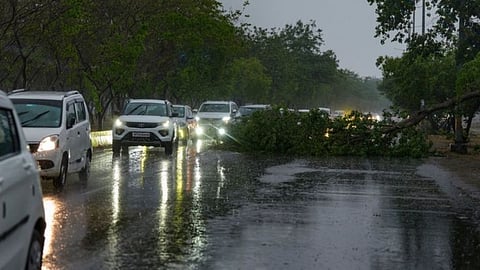 महाराष्ट्र में बारिश की तीव्रता बढ़ने की दी चेतावनी