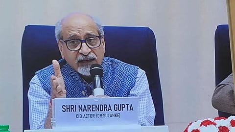 नरेंद्र गुप्ता के सीआईडी छोड़ते ही मेकर्स पर खिसियाए दर्शक, पूछा शो को बर्बाद करके ही मानोगे?