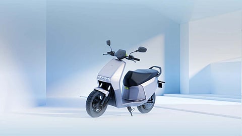 Ola Electric ने टाली S1 Z और Gig स्कूटर्स की डिलीवरी, अब पूरा फोकस Roadster प्लेटफॉर्म पर