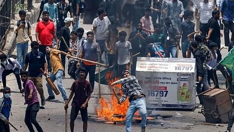 बांग्लादेश में एक साल के अंदर 2,442 सांप्रदायिक हिंसा, ढाका में हिंदू असुरक्षित