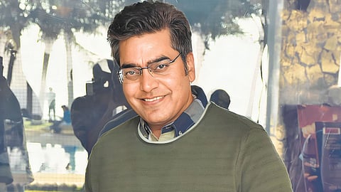 हिंदी-मराठी विवाद पर आशुतोष राणा का तंज, बोले- भाषा संवाद का विषय है...