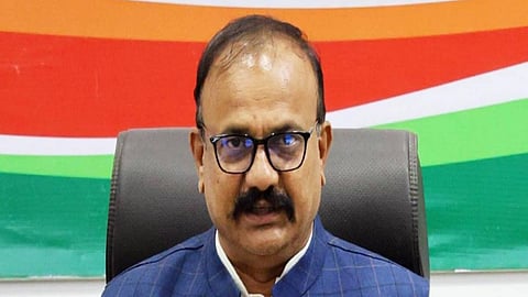 Local body elections: स्थानीय निकाय चुनाव में इस बार कांग्रेस ने वापसी करने का पूरा प्लान बना लिया है। कांग्रेस ने निकाय चुनाव में विदर्भ पर अपना प्रभुत्व जमाने के लिए रणनीति भी तैयार कर ली है।