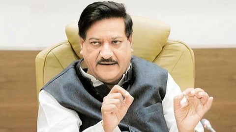 पृथ्वीराज चव्हाण बोले महाराष्ट्र प्रदेश कांग्रेस में ‘मजबूत राय' कि बीएमसी चुनाव अकेले लड़ा जाए