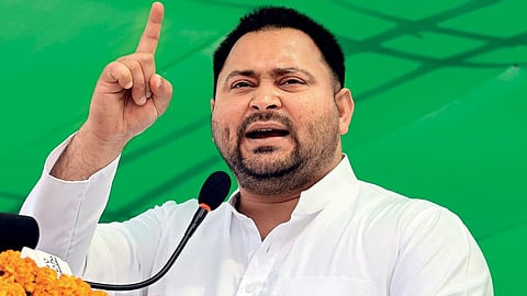 राजद स्थापना दिवस पर गरजे तेजस्वी, कहा-नारों काम नहीं चलेगा; क्रांति की जरूरत है