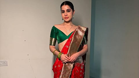 उर्फी जावेद का बदला अंदाज, मराठी लुक में देख फैंस हुए हैरान, बोले- मेरी आंखें...