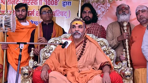 RSS नेता के समर्थन में उतरे अविमुक्तेश्वरानंद, संविधान पर अब होगा असली बवाल!
