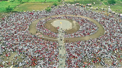 संत तुकाराम महाराज का नेत्रसुखद रिंगण संपन्न