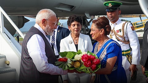 त्रिनिदाद ने PM मोदी को दिया सर्वोच्च सम्मान, गार्ड ऑफ ऑनर के साथ किया स्वागत