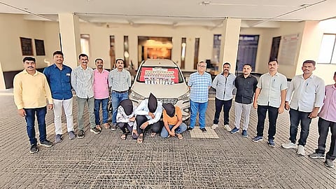 नकली नोटो का कारोबार कर रहे गिरोह का भंडाफोड़