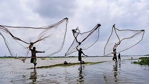 मछुआरों तक योजनाएं पहुंचनी चाहिए