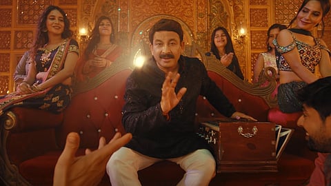 Manoj Tiwari: शेर बूढ़ा नहीं होता, मनोज तिवारी का 'जब से चढ़ल बा जवानी' रिलीज होते ही बोले फैंस