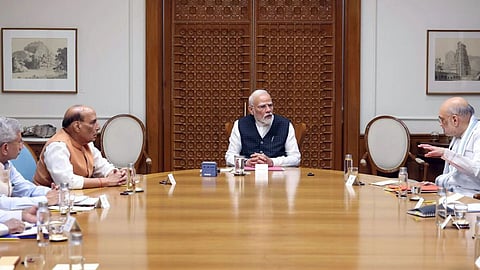 PM Modi called an important meeting amid US tariff dispute