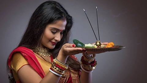 आज हरतालिका तीज पर करें इस भक्तिमय कथा का पाठ, मिलेगा अखंड सौभाग्य का वरदान