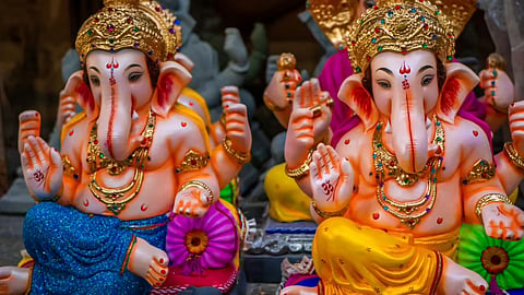 गणेश चतुर्थी से पहले घर क्यों लाई जाती है मिट्टी, जानिए क्या है मिट्टी और गणपति का संबंध