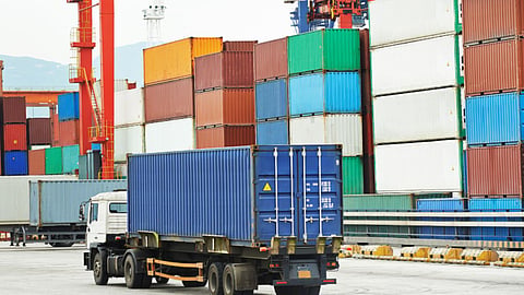 Nagpur Division Record Exports: नागपुर डिवीजन ने इस बार निर्यात के सारे रिकॉर्ड तोड़ दिए है। इस बार नागपुर डिवीजन ने इन उत्पादों में निर्यात बढ़ाया है, जिसने झंडे गाड़ दिए है।