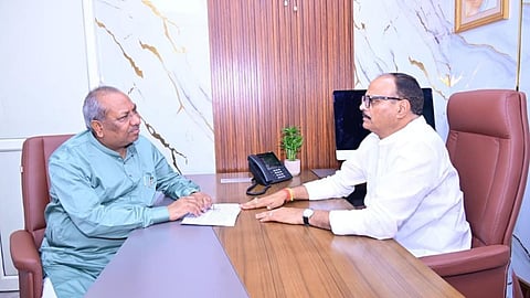 डिप्टी CM से मुलाकात और बन गई बात...संजय निषाद के बदले सुर, बृजेश बने यूपी BJP के क्राइसिस मैनेजर