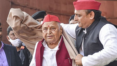 सपा से छीनी से जाएगी मुलायम की कोठी, सरकार ने 30 दिन में खाली करने का दिया आदेश