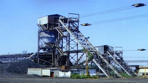 chandrapur-power-plant-accident-unit-shutdown-coal-supply-hit