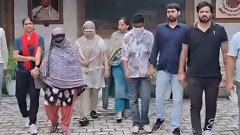 दिल्ली: नशे के सौदागरों पर पुलिस का शिकंजा, 4 करोड़ की अधिक की हेरोइन बरामद, दंपत्ति समेत 3 गिरफ्तार
