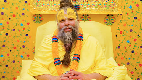 easy to visit premanand maharaj aashram.