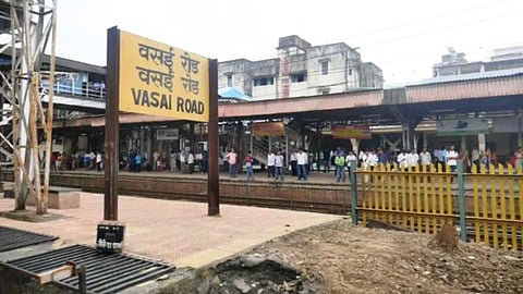 वसई रेलवे टर्मिनस (pic credit; social media)