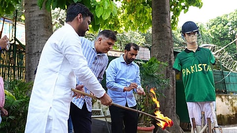 'क्रिकेट के नाम पर घिनौना खेल...' सौरभ भारद्वाज ने पाक क्रिकेटरों का फूंका पुतला-Video
