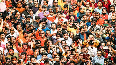 Caste Census: जिला परिषद चुनाव में इस बार रोटेशन सिस्टम से सर्कल आरक्षण न करते हुए जीरो से निश्चित किया जाएगा। सर्कल रचना में बदलाव इस फैसला का कारण बताया जा रहा है।