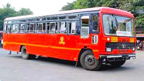 Gondia district Salekasa passengers Bus service stopped after 5 pm
