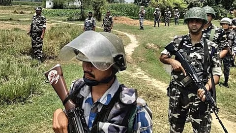 नेपाल में GEN-G आंदोलन के बीच हाई अलर्ट पर रक्षा मंत्रालय, भारत-नेपाल सीमा पर बढ़ाई गई सुरक्षा