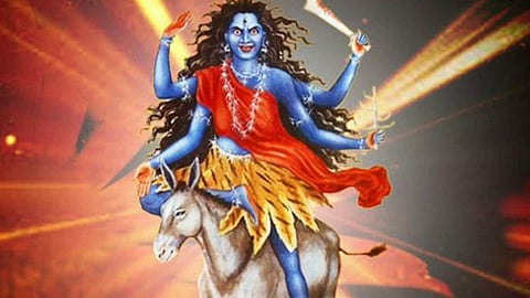 नवरात्रि के सातवें दिन मां कालरात्रि की पूजा, जानिए पूजा का सबसे शुभ मुहूर्त और पूजाविधि