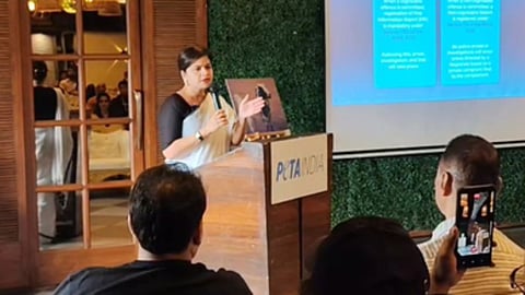Poonam Mahajan