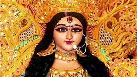 नवरात्र के नौ दिन मां दुर्गा को चढ़ाएं ये नौ विशेष भोग, बरसेगी मां की अपार कृपा