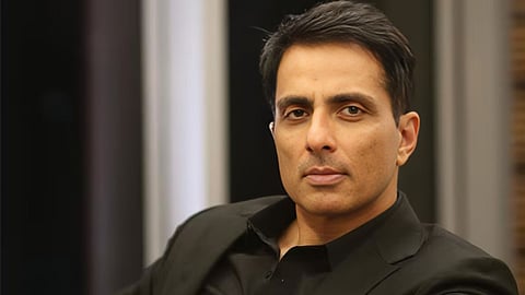 ऑनलाइन बेटिंग ऐप केस में सोनू सूद से पूछताछ, पहले युवराज-रैना-धवन भी हो चुके हैं तलब