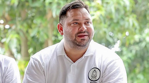 'बिहार पर आपत्तिजनक बयान दिया है तो जरूर मांगें माफी', तेजस्वी ने कांग्रेस से किया किनारा