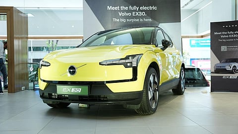 Volvo कार इंडिया ने लॉन्च किया नया इलेक्ट्रिक मॉडल EX30, क्या कुछ होगा खास?