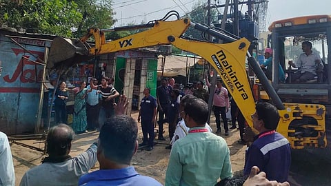 administration-lacks-a-demolition-squad-to-remove-encroachments-in-bhandara