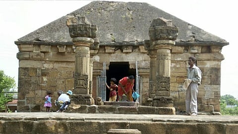bhadravati-chandrapur-historical-temples