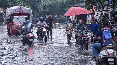 imd-weather-forecast-tomorrow-heavy-rain-in-states-delhi-up-get-relief