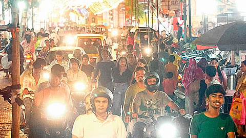 nagpur-traffic-jam-auto-drivers-chaos-travel-bus-crackdown