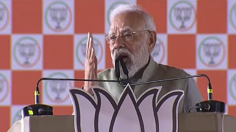 'RJD-कांग्रेस ने घोषणा पत्र नहीं, अपनी रेटलिस्ट जारी की', छपरा रैली में PM का राहुल-तेजस्वी पर हमला