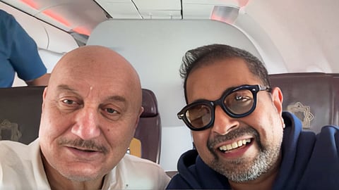 अनुपम खेर ने की शंकर महादेवन से मुलाकात, एक्टर ने दी उनके नए वेंचर को शुभकामनाएं